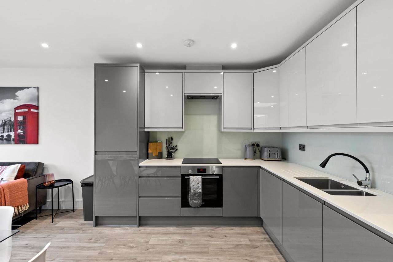 شقة Star London Vivian Avenue 2-Bed Retreat With Garden The Hyde المظهر الخارجي الصورة